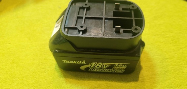 Makita Lxt akkumultor adapter