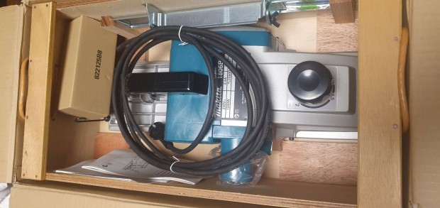Makita ácsgyalu 170mm