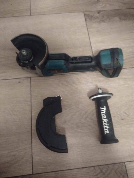 Makita akkus sarokcsiszoló