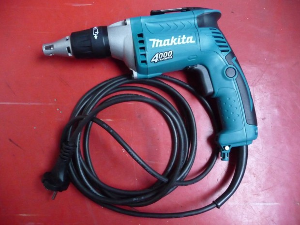 Makita csavarbehajt