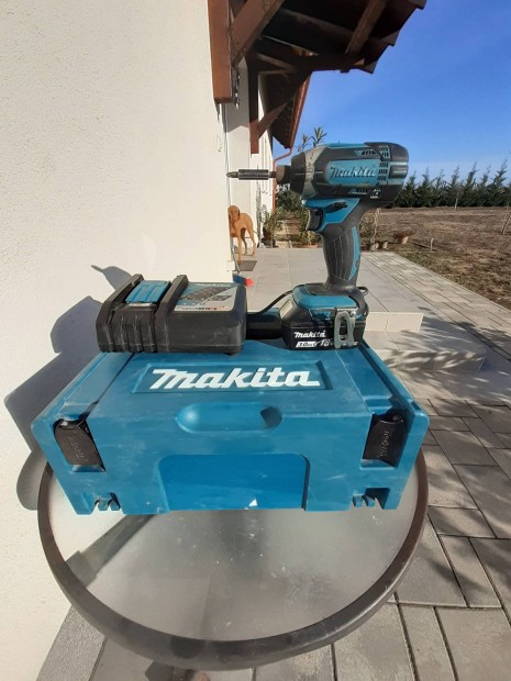 Makita csavarbehajt dtd152