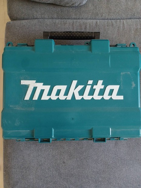 Makita fr doboz