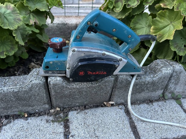 Makita japn gyalu 580W