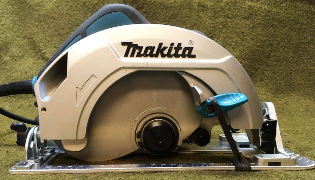 Makita kézi körfűrész gép, 220V, újszerű, ingyen Foxpost