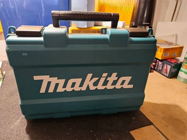 Makita res koffer Szinte j 