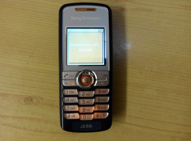 Makultlan jszer Sony Ericsson J230i