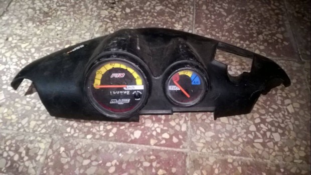 Malaguti F10 m�szerfal komplett