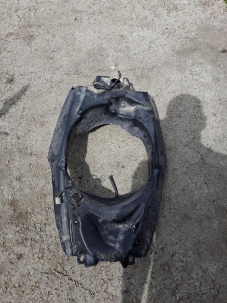 Malaguti F12R �zemanyag tank szintjelz�vel