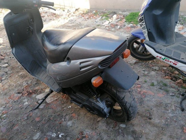 Malaguti F12 50ccm AC megmaradt alkatrszei