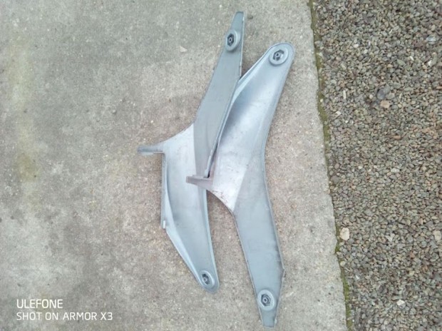 Malaguti Madison 400 Akkuml�tor k�r�li idom