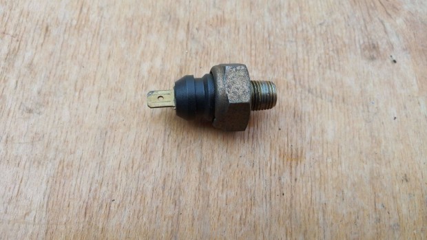 Malaguti Madison K 400 olajnyomás gomba