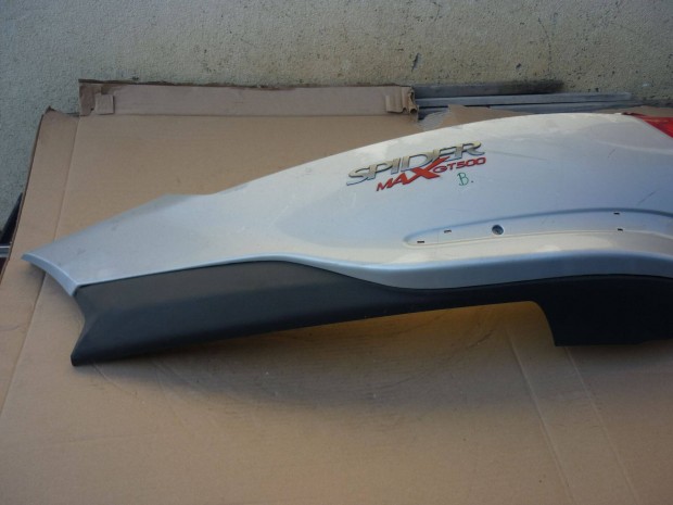 Malaguti Spidermax 500 bal oldalidom idom �l�s alatti