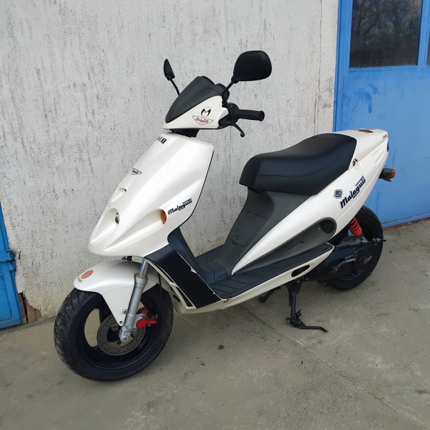 Malaguti f12 phantom robog� 