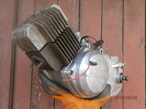 Malanca ,rgi oldtimer motorblokk elad