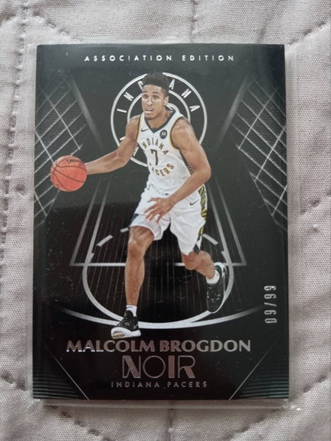 Malcolm Brogdon Noir szmozott/99 NBA krtya 