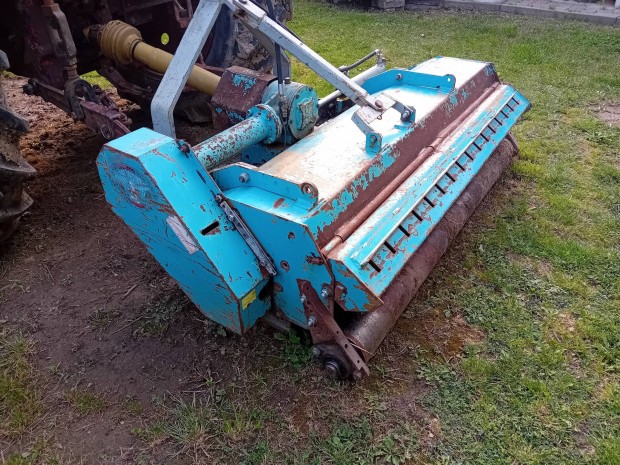 Maletti 150 y k�ses sz�rz�z�-mulcsoz�