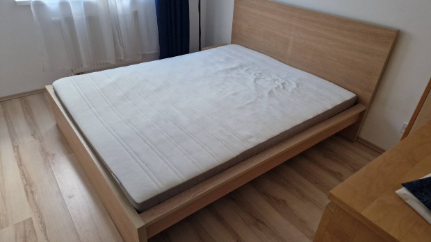 Malm 160x200 cm franciagy matraccal elad 