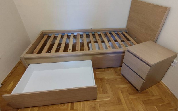 Malm ágykeret, ágyrács, 2 db ágy alatti fiók, éjjeliszekrény, Új