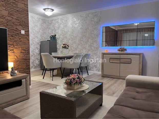 Malomkertben 2 szoba +nappalis, modern lak�s elad�