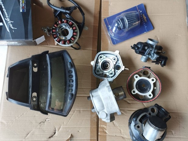 Malossi , Dellorto , egyb robog alkatrsz