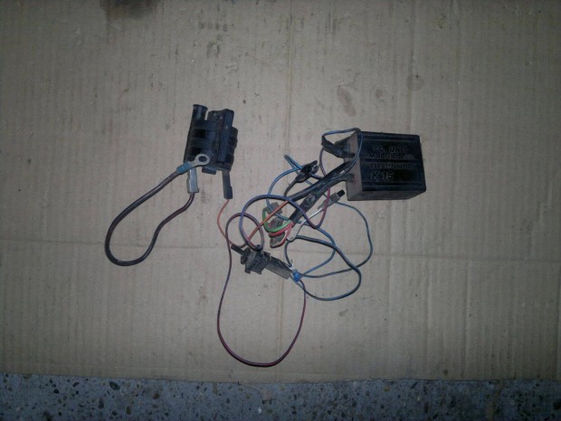 Malossi fordulatsz�m szab�lyozos cdi,�s trafo