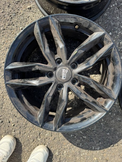 Mam Rs3 felni 5x114,3 16x7,5 Et45