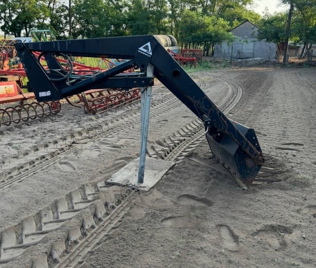 Mammut Rakodo Mtz konzulal