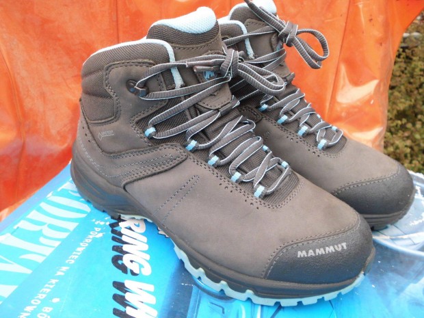 Mammut szrke 38-as trabakancs elad,