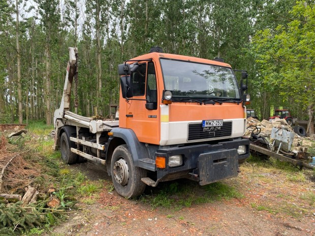Man 18.255 kontner-szllt