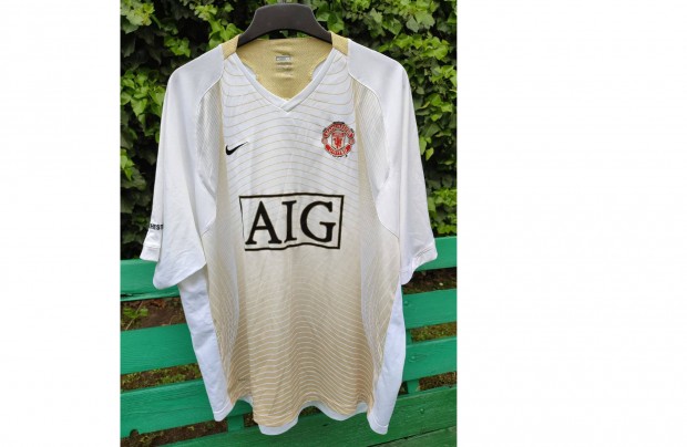 Manchester United eredeti Nike 2006-os fehr arany mez (XL)