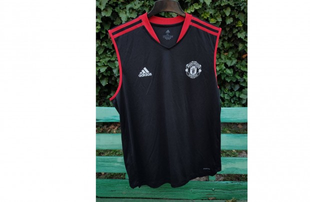 Manchester United eredeti adidas fekete ujjatlan (XL)