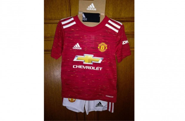 Manchester United eredeti adidas gyerek piros mez szett (104)