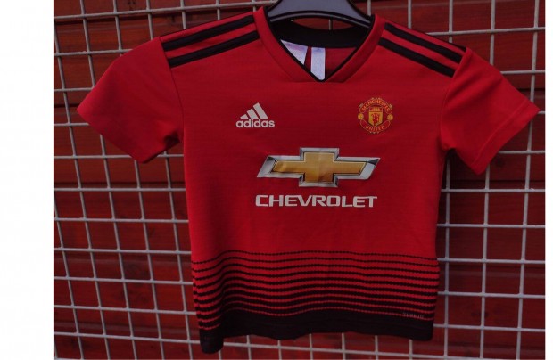 Manchester United eredeti adidas piros fekete gyerek mez (110)