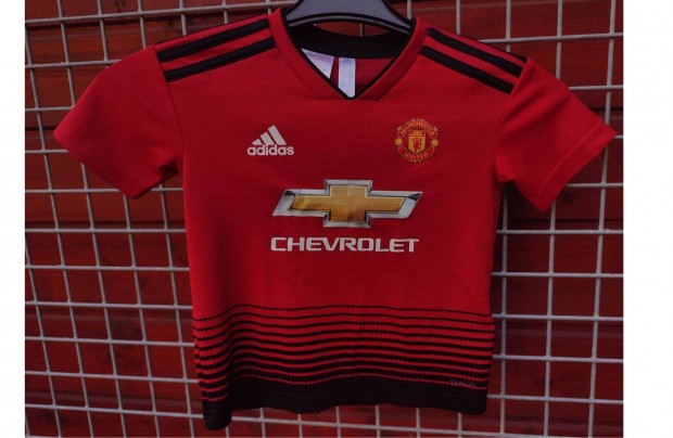 Manchester United eredeti adidas piros fekete gyerek mez (110)