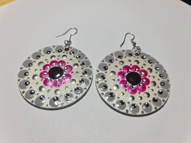 Mandala pontozott fa-akril flbeval 5cm hand made egyedi j (III)