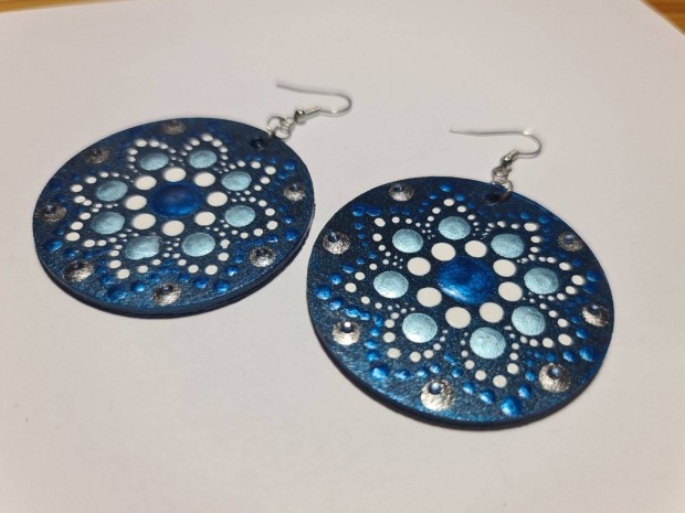 Mandala pontozott fa-akril flbeval 5cm hand made egyedi j (V)