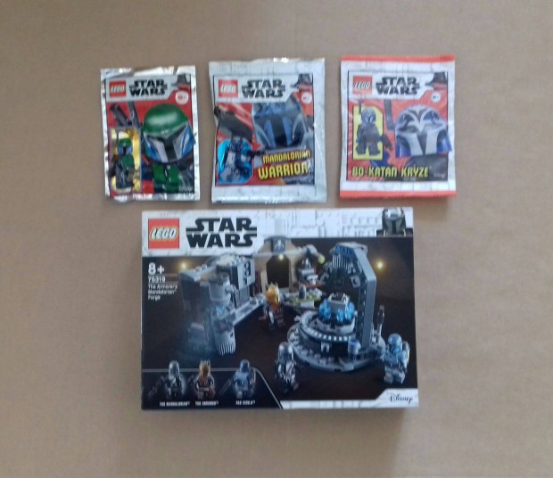 Mandalri bontatlan Star Wars LEGO 75319 Mhely + 3 minifigura Fox.rb