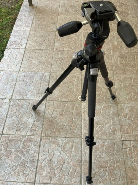 Manfrotto 190 Pro B 3D fejjel elad! 