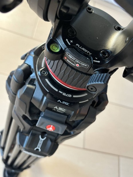 Manfrotto 504X Vide llvny, tripod