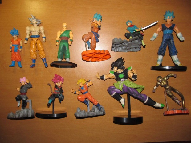 Manga Anime figura kupac: Dragon Ball Z figurák egyben (nem Bandai)