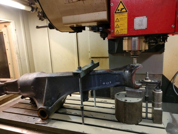 Manitou, New holland JCB Merlo John Deere traktorok rakodgpek javit