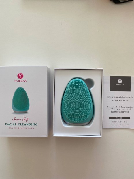 Manna Super Soft Facial Cleansing brush&massager