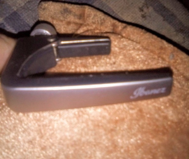 Manual Mode Ibanez Silver Classic Guitar Capo
