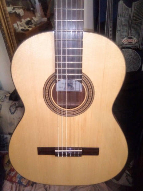 Manual Mode Paterna P-45 Spain by Raimundo Handcrafted Concert Guitar