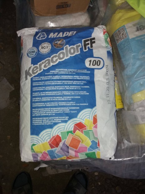 Mapei Keracolor FF fugz habarcs