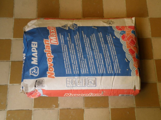 Mapei Novoplan Maxi aljzatkiegyenlt