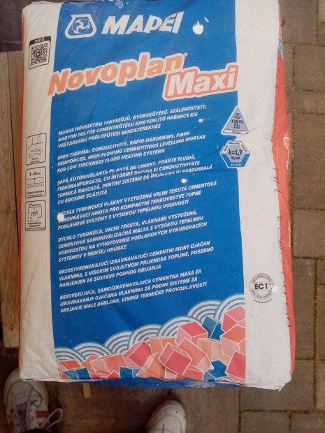 Mapei aljzatkiegyenlt