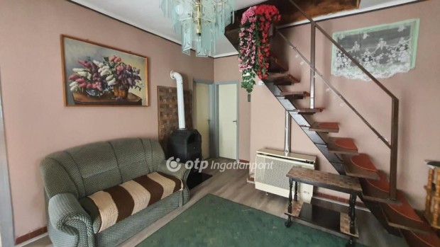 Marcalii 85 nm-es h�z elad�