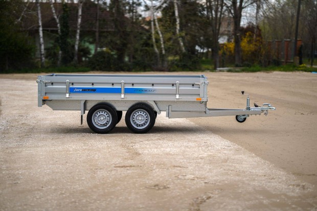 M�rciusi akci� - Kecskem�ten 300x150cm-es �j ut�nfut� - rendsz�mmal