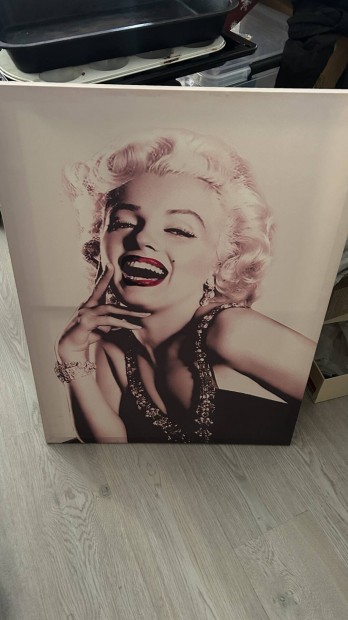 Marilyn Monroe falikp